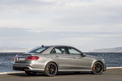 Mercedes E 63 AMG 11