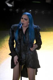 Sanremo 2019, minigonna inguinale per Loredana Bertè 8