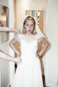Bambina sposa a 12 anni, la campagna choc 1