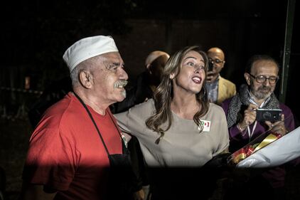 Maria Elena Boschi in tacchi a spillo alla MotoGP  11