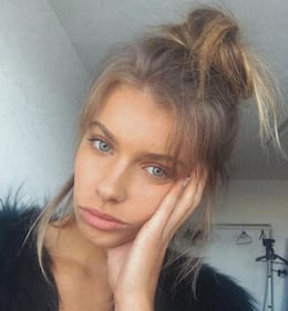 Kristina Mendonca, le immagini più sexy 10