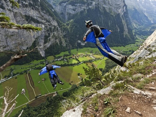 Si lancia dal Piz da Lech, morto base jumper bresciano