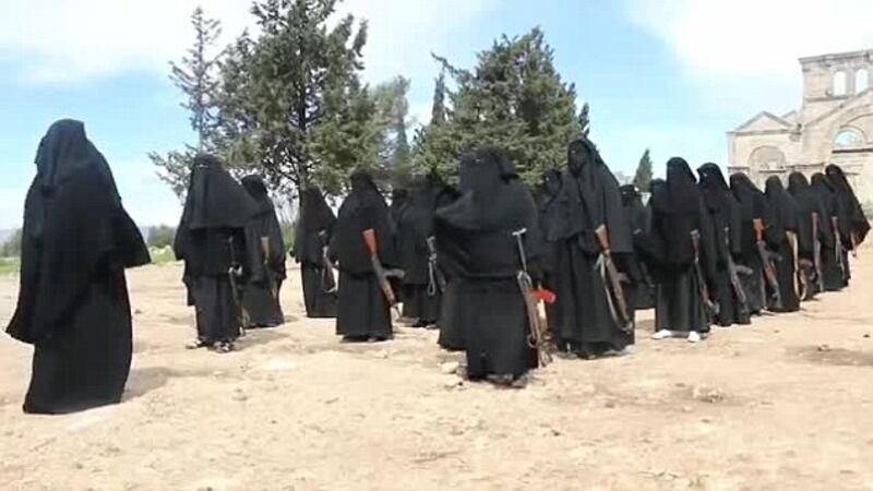 Le guerriere della Jihad in Siria 10