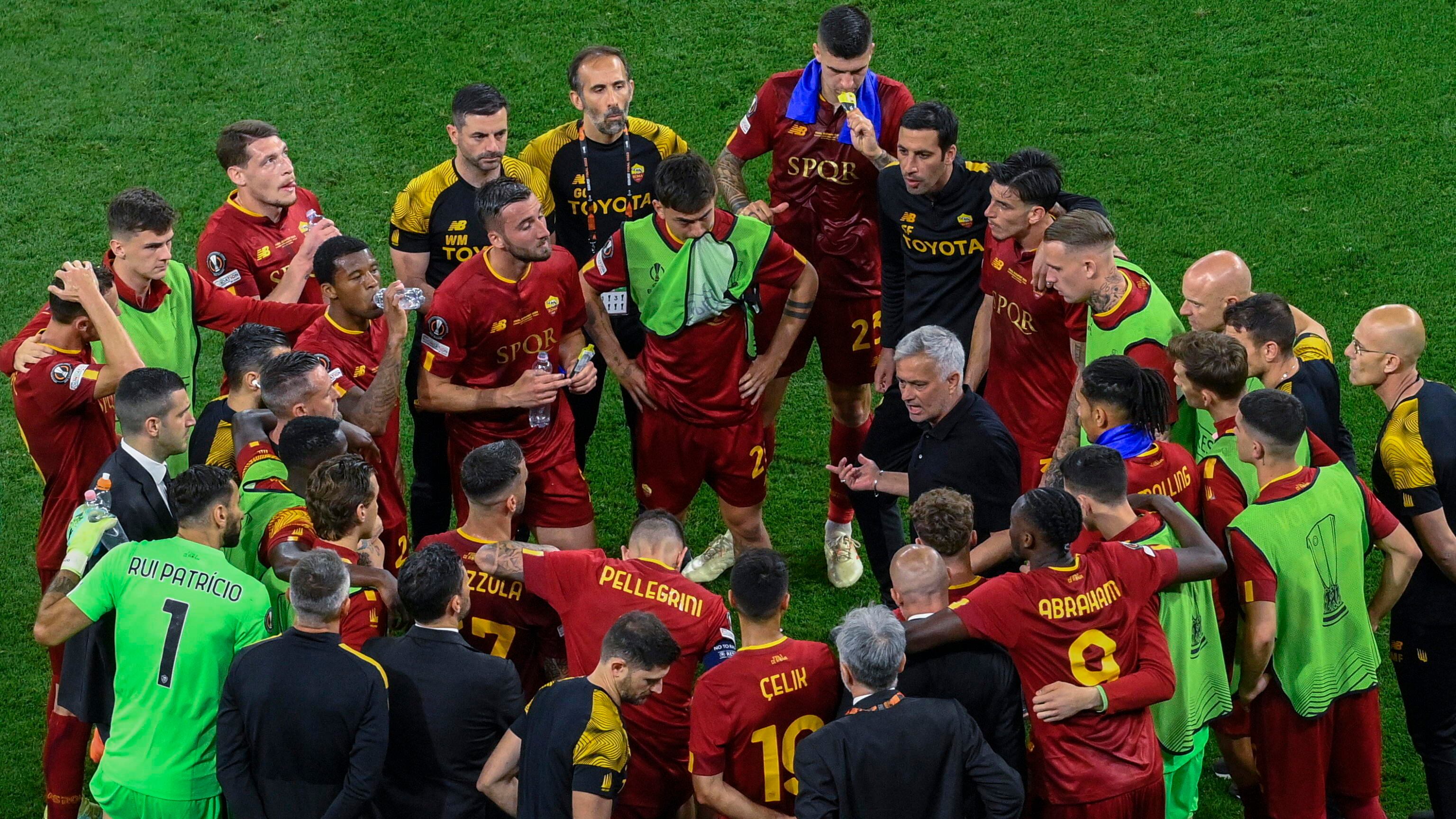 Alla Roma di Mourinho non basta l'orgoglio. Una delusione di rigore