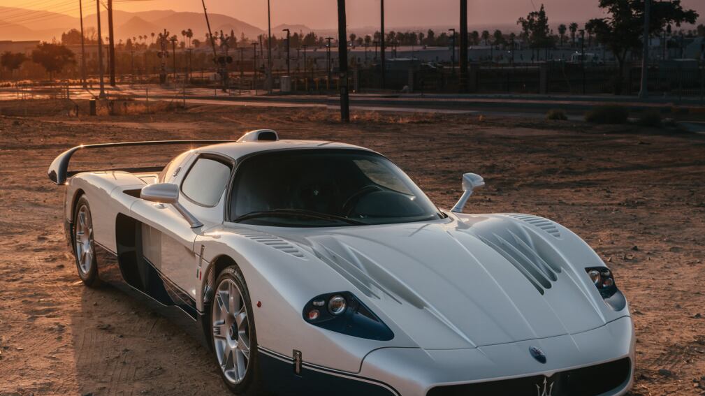 Maserati MC12, la hypercar del Tridente che sfida la Ferrari Enzo