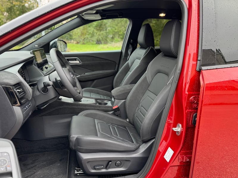 Nissan Qashqai 2025: guarda la gallery del nuovo SUV giapponese mild-hybrid 16
