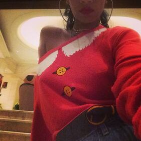 Rihanna, bikini rosso e vacanza alle Barbados 3