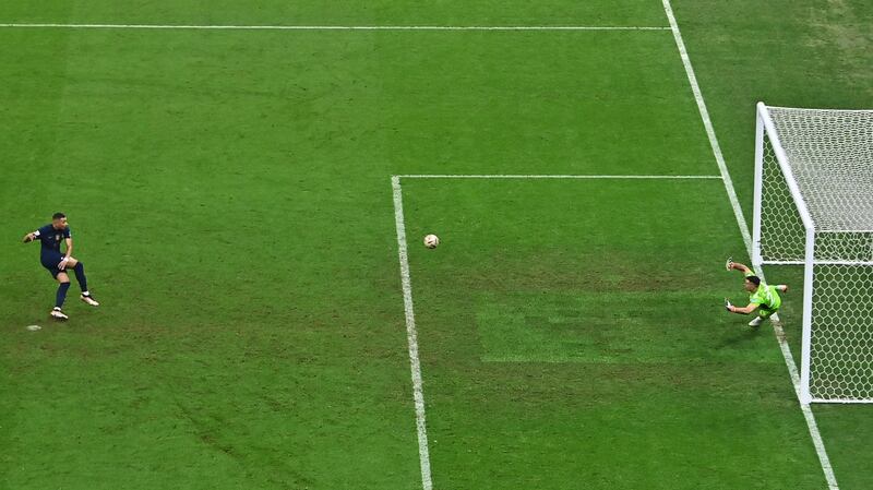 Mbappe rigore 3-3