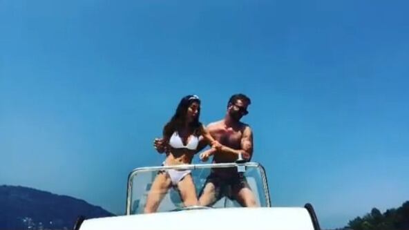 Bianca Atzei e Stefano Corti ballano la hit dell’estate: il finale a sorpresa