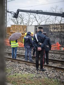 Milano, il crollo di una lastra uccide due operai 1