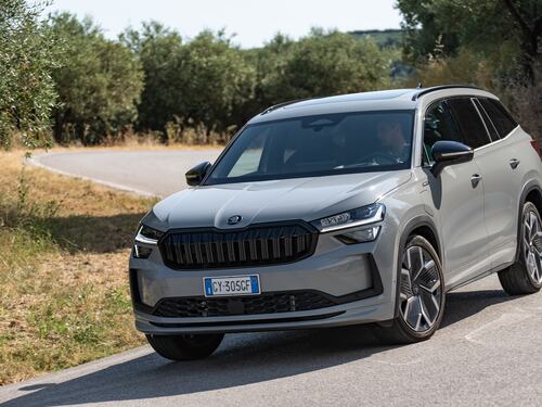 Škoda Kodiaq iV, come va su strada l'ibrido plug-in con 100 km di autonomia in EV