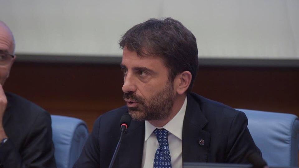 "Saltati eventi e vacanze". Ora Forza Italia incalza Orlando sulla Cig
