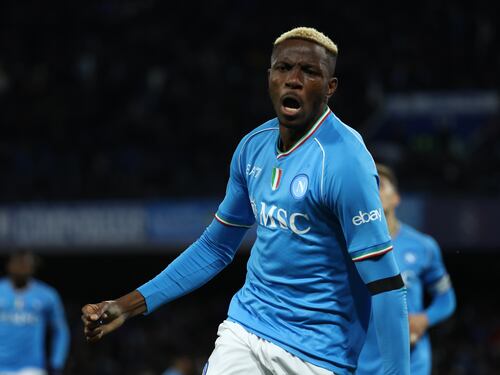 Il Napoli torna alla vittoria: Osimhen e Kvara stendono il Cagliari