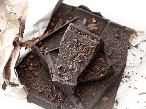 Il cioccolato fondente rallenta l’invecchiamento