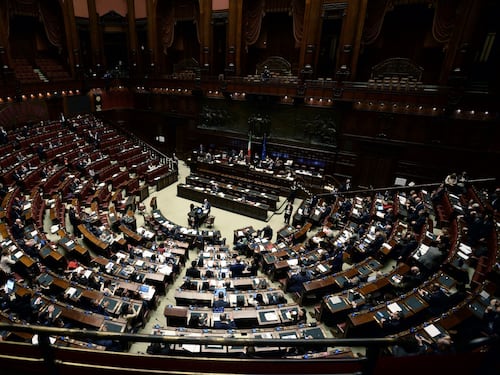 "Mai crollo fu più annunciato". La reazione dei politici al disastro in Toscana