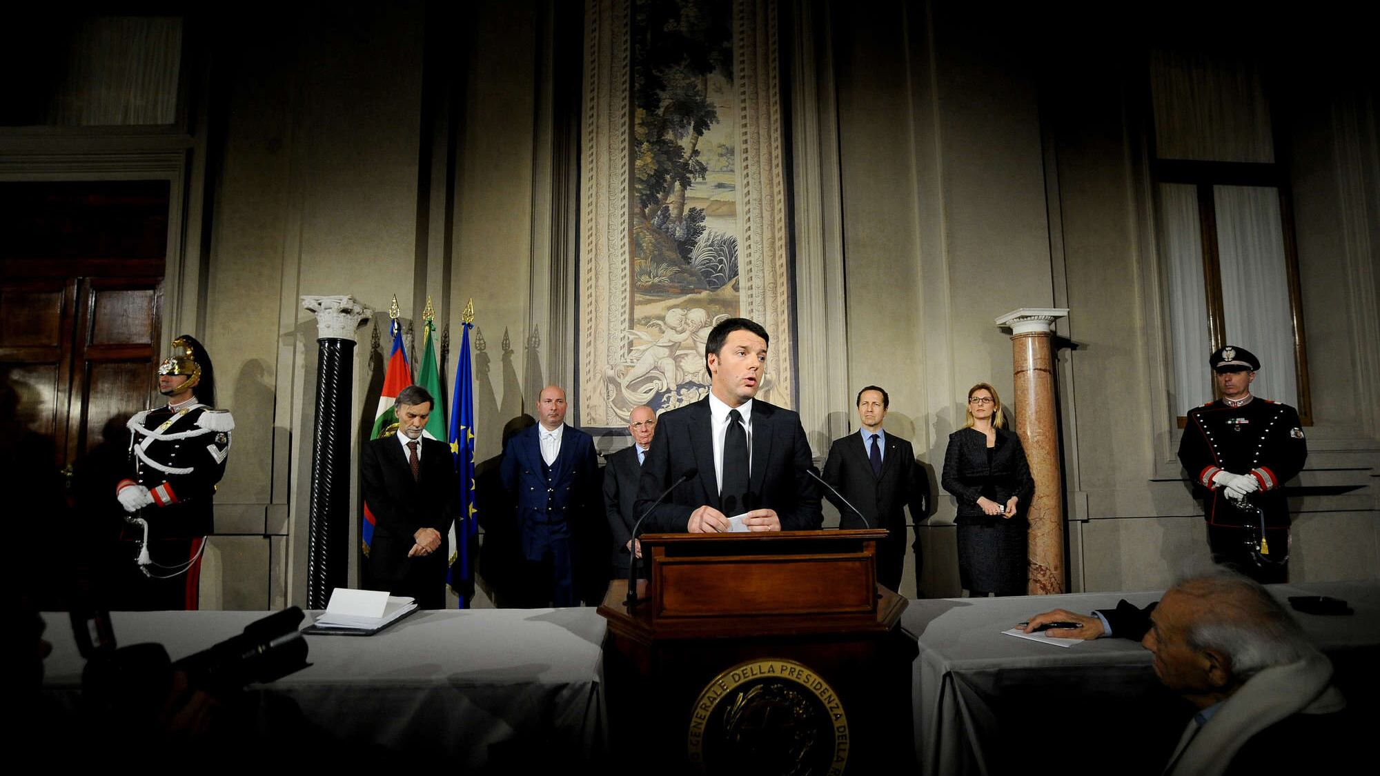 Un governo poco renziano Matteo accontenta il Pd