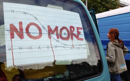 Il convoglio d'auto diretto in Ungheria 1