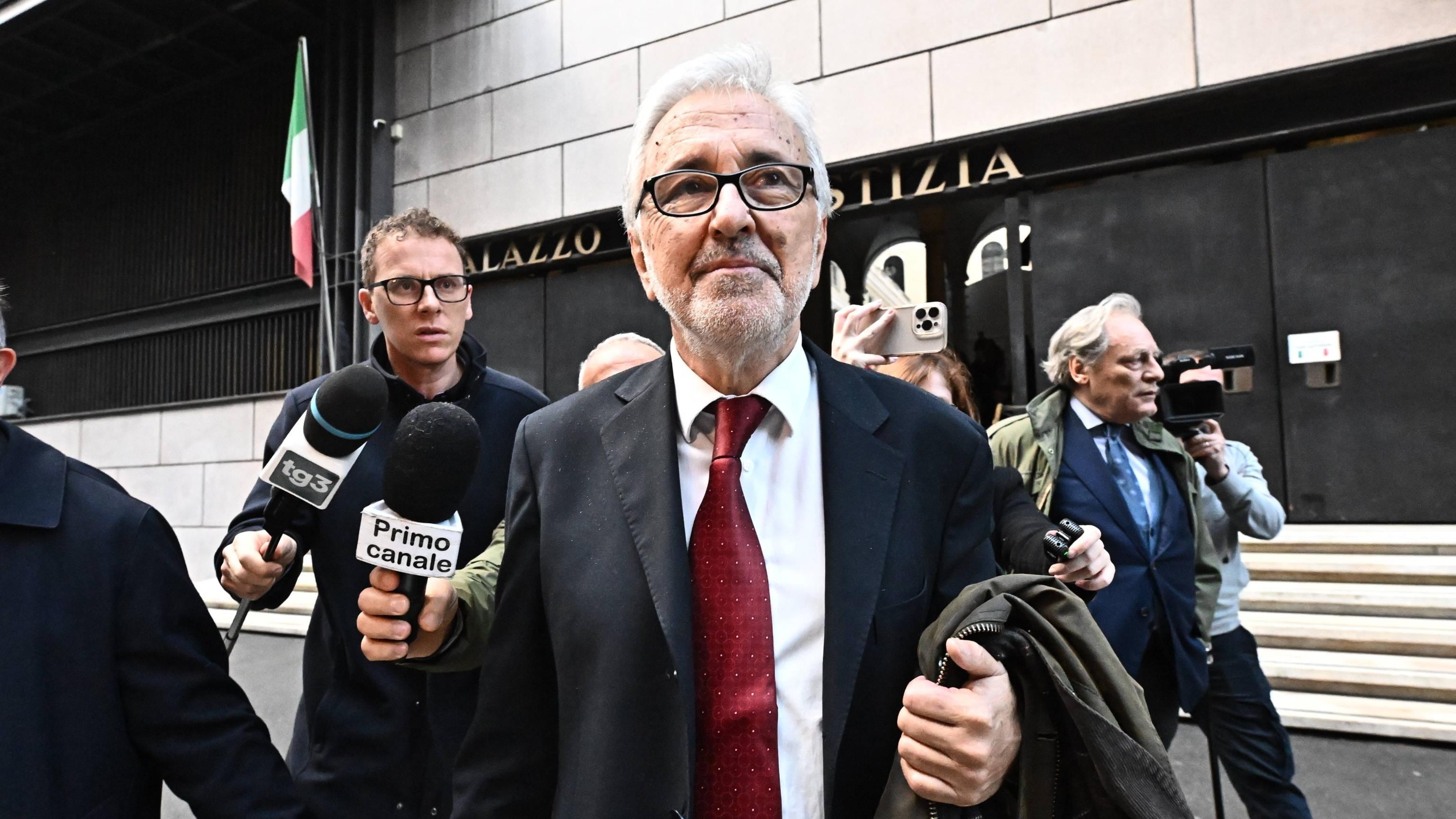 Morandi, le due carte di Castellucci