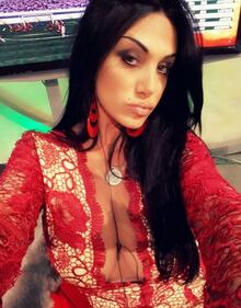 Marika Fruscio si è ridotta il seno: foto 7