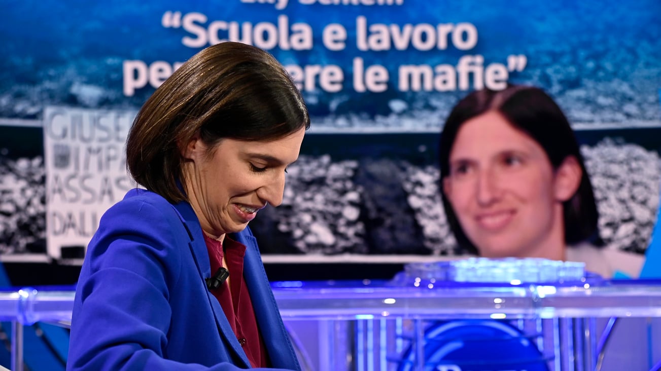 Il punto più basso dalle primarie: il sondaggio che stronca la Schlein
