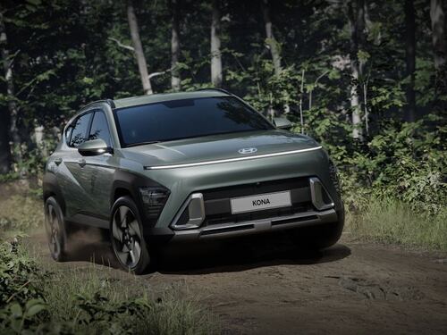 Hyundai Kona 2023, le prime immagini del nuovo modello