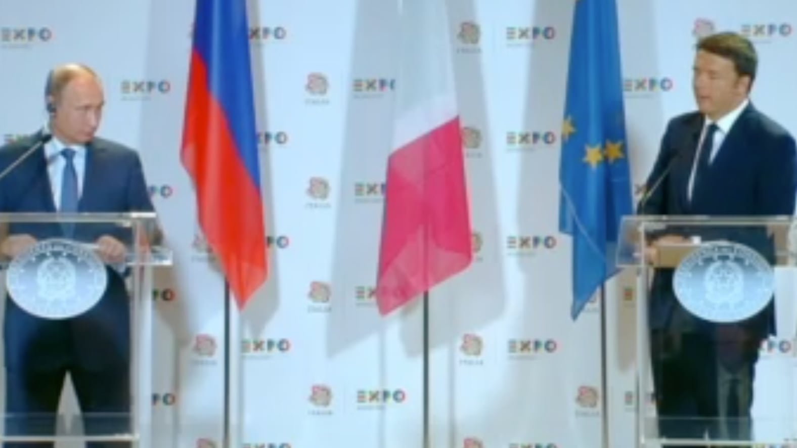 Quando Renzi disse a Putin: "Vinciamo i mondiali in Russia"