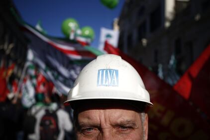 Roma, gli operai ex Ilva scendono in piazza contro Mittal 5