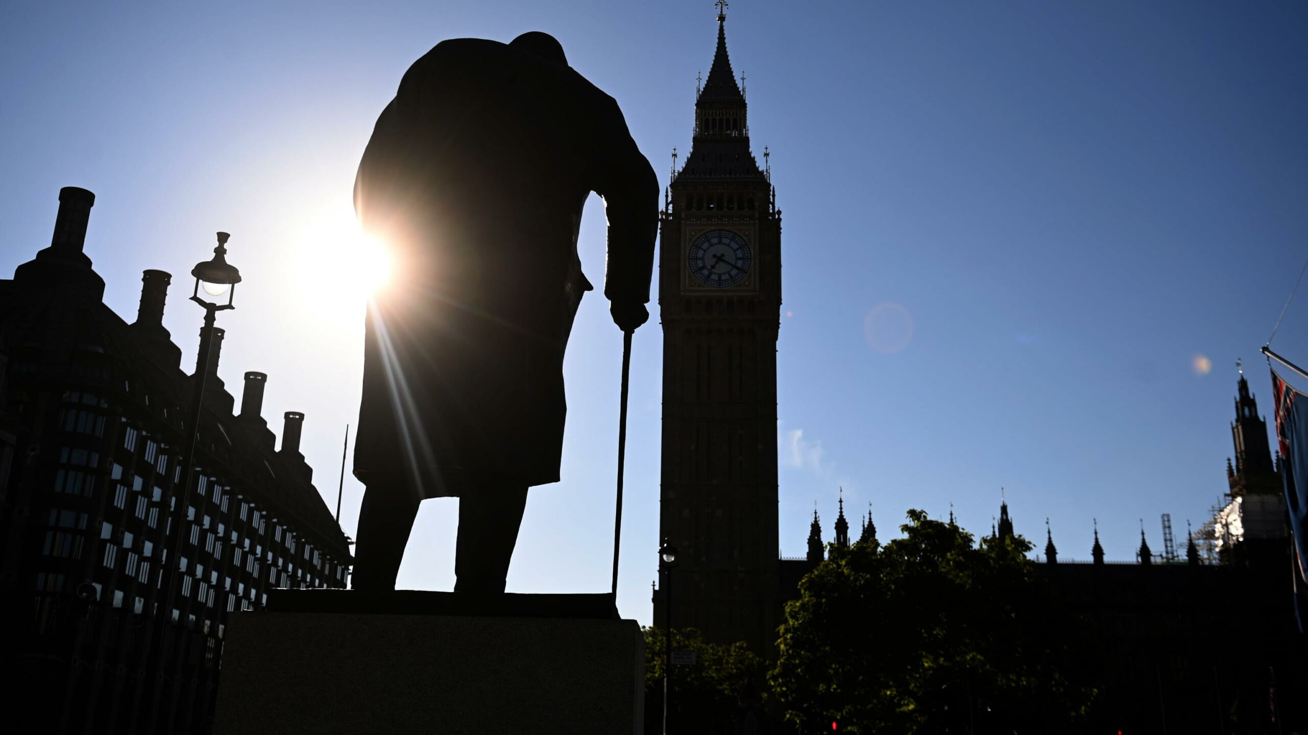 "Razzista e colonialista": i giovani britannici scaricano Churchill