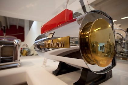 A Binasco nasce il museo della macchina del caffè 3