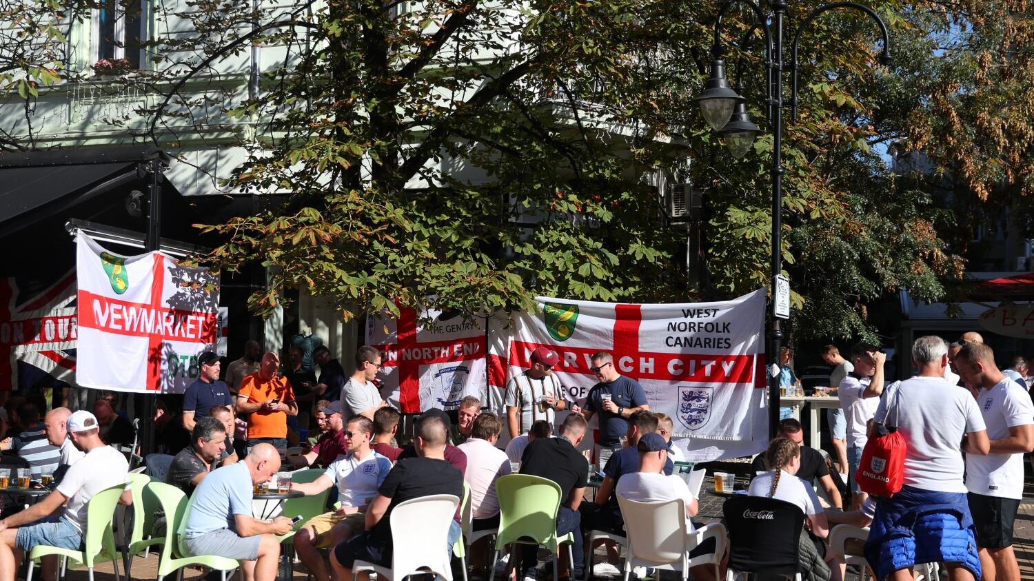 Bulgaria-Inghilterra, notte di follia: tifoso inglese muore a Sofia