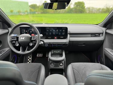 Hyundai Ioniq 5 N: guarda la gallery della super elettrica da 650 CV 17
