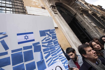 Roma, protesta davanti alla sede dell'Unesco 1