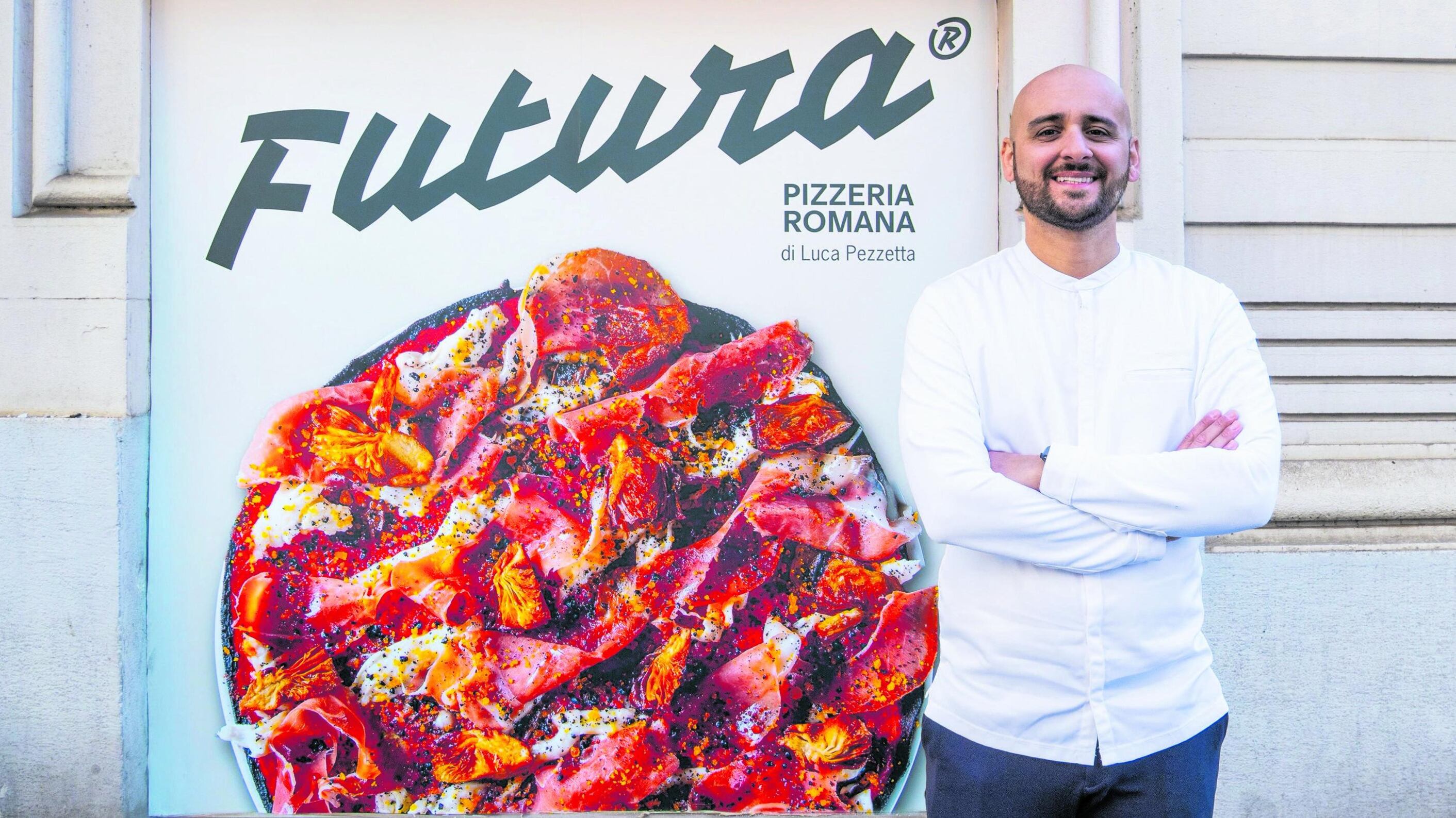 Il re della pizza bassa e croccante conquista Milano con "Futura"