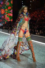 Gigi e Bella Hadid: la coppia è da urlo 2