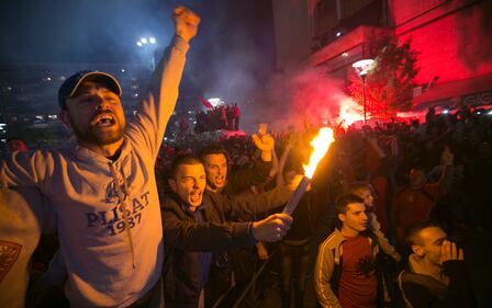 Serbia-Albania, la bandiera del Kosovo scatena la rissa 5