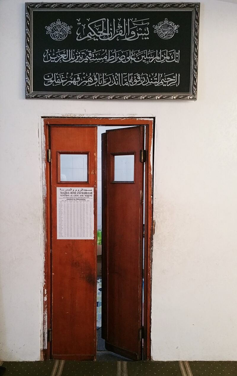 Continua la protesta dei musulmani contro la chiusura delle moschee 5