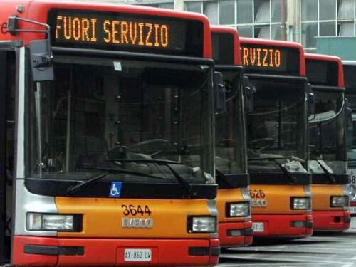 Trasporti, venerdì nero: fermi mezzi pubblici, aeroporti e naviganti