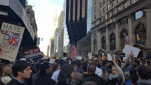 New York, la manifestazione anti-Trump 3