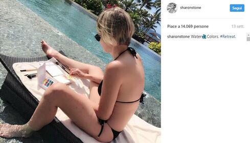 Vip a 50 anni, le più sexy sui social 41