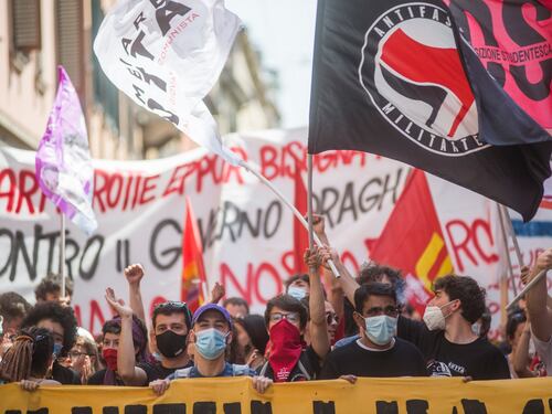 "Resistenza al fascismo". Scatta l'adunata rossa contro il nemico immaginario
