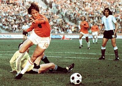 Il mito di Cruijff, in campo e in panchina 11