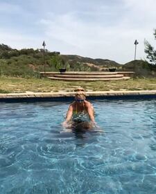 Britney Spears, sexy addominali su Twitter 3