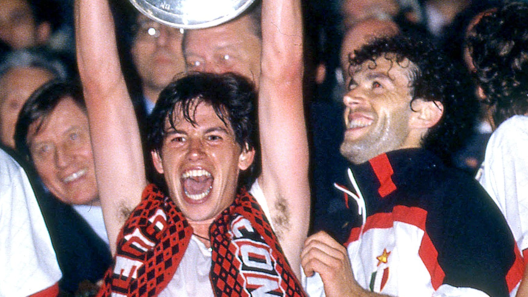 La serie A volta le spalle ad Albertini e blinda Tavecchio presidente federale