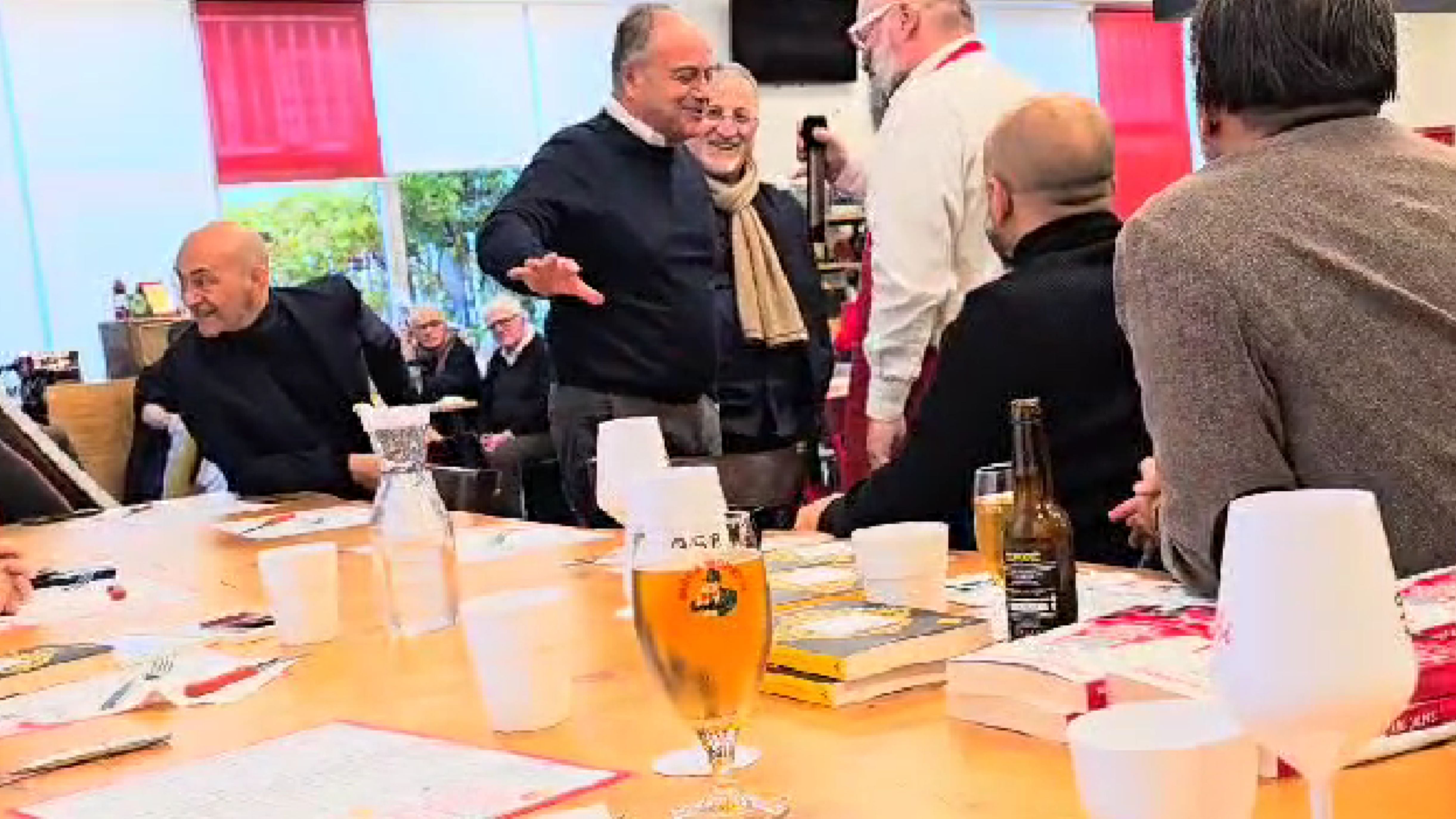 "Una realtà vera, conoscerla è il regalo più bello". Nicola Gratteri fa visita a PizzaAut