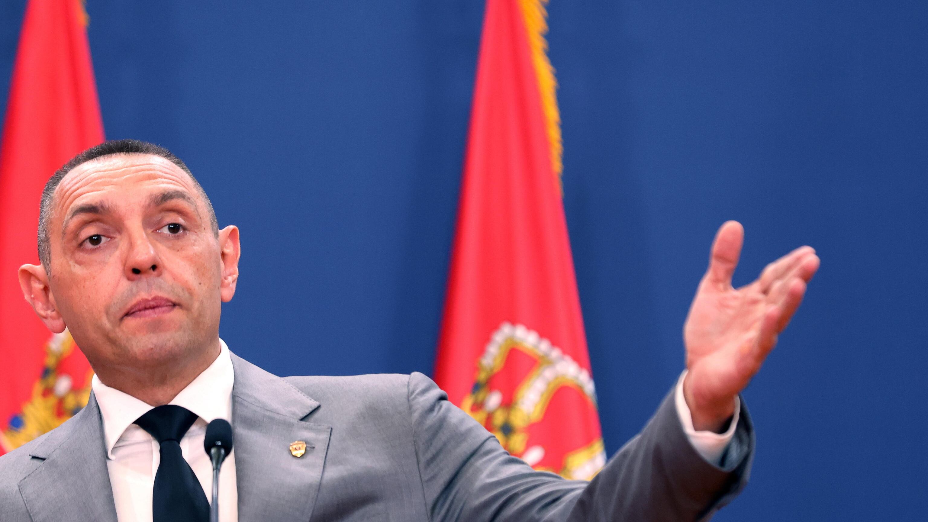 Gli Usa sanzionano il capo degli 007 serbi. "Facilita le attività tossiche della Russia"