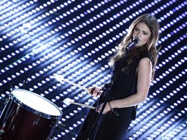 Sanremo 2016: i look femminili nella serata cover 7