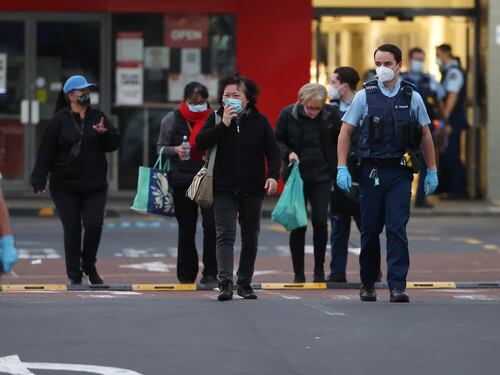 Attentato in Nuova Zelanda: sei feriti nel supermercato, ucciso l'aggressore