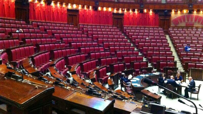 Ferie infinite per i deputati