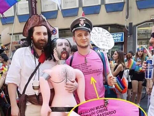 Quella t-shirt choc al Gay Pride: "Salvini appeso a testa in giù…"