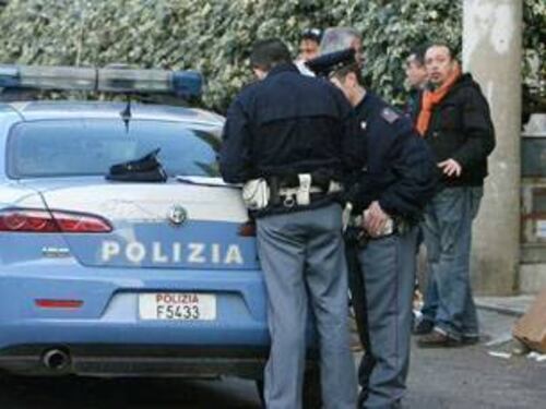 Gli italiani si fidano delle forze dell'ordine non dei magistrati